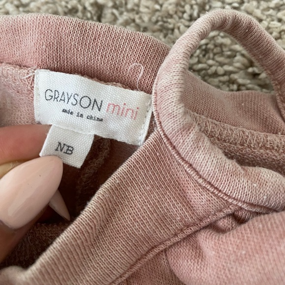 Grayson Mini baby girl pink one piece ruffle romper jumper size newborn - Picture 5 of 8